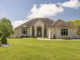Exquisite and Inviting Ranch Home