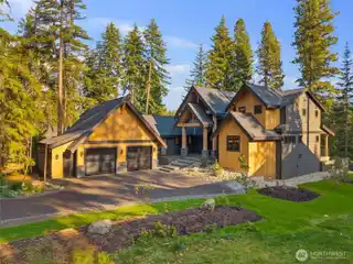 Luxury Custom Built Home in Suncadia
