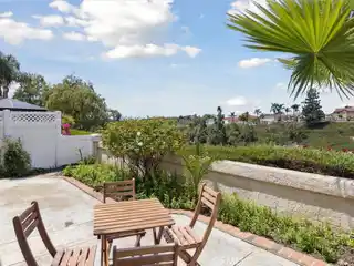 Beautifully Updated Townhouse in Niguel Pointe