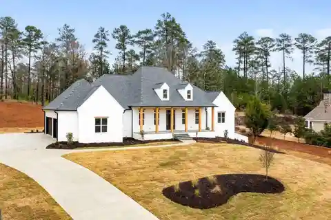 Luxury Ranch Living with Pondside Serenity