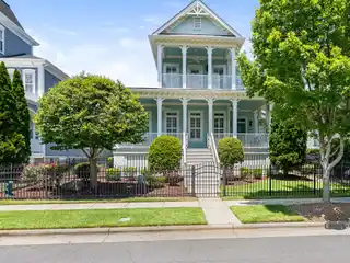 Lovely Home in Ardrey