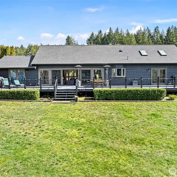 SERENE WATERFRONT LIVING