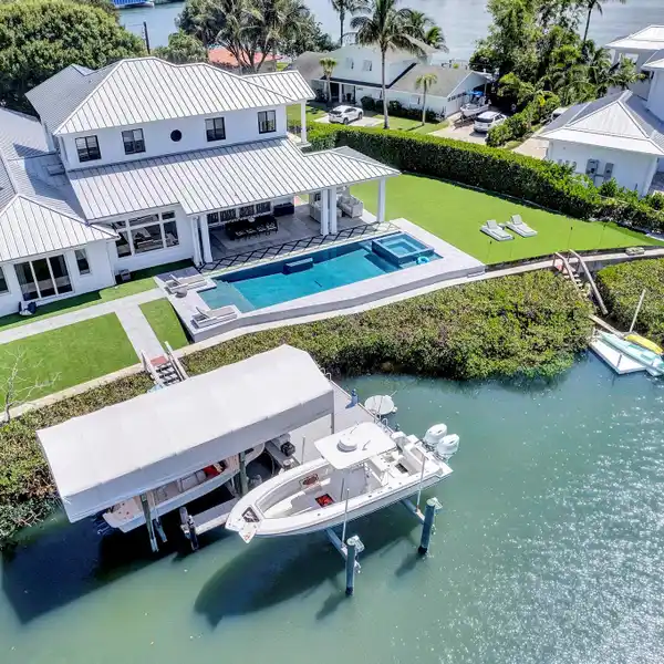 UNPARALLELED WATERFRONT LIVING ON THE LOXAHATCHEE RIVER