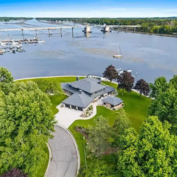 EXCEPTIONAL PARK-LIKE WATERFRONT PROPERTY