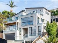 UNPARALLELED LUXURY AND VIEWS