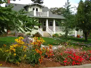 Award-Winning Historic Home with Guesthouse