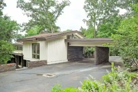 Stunning Mid-Century Modern Home Designed by Renowned Architect
