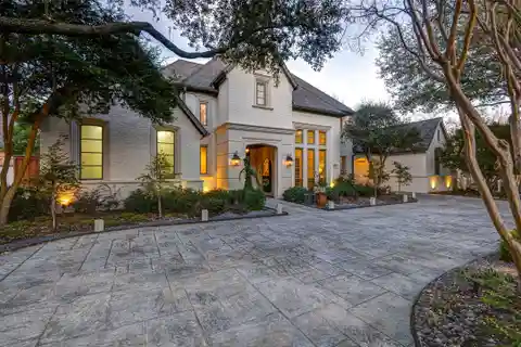 Stately Home on the Most Desirable Lot in Oakdale