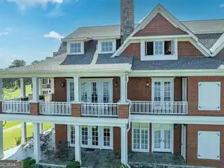 Luxury Living at Lake Sinclair