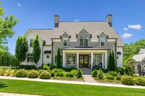 Elegant Retreat in the Heart of the Grove