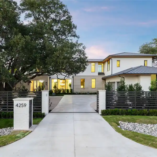 MODERN ESTATE WITH UNRIVALED ARCHITECTURAL GRANDEUR