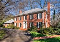 BEAUTIFUL TRADITIONAL FOUR BEDROOM RED BRICK HOME
