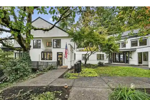Elegant Home with Vaulted Ceilings and Deck