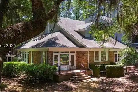 Sea Pines Home with Updated Interiors and Outdoor Living