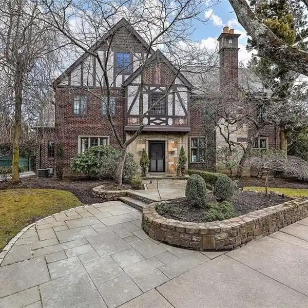 ENGLISH TUDOR ON THE CRESCENT OF UPPER ELMGROVE