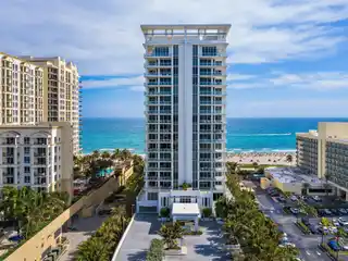 Ultra-Luxury Condominium with Amazing Views