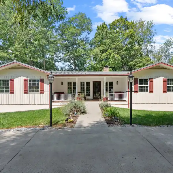 MODERN RIVERFRONT RETREAT WITH STUNNING SUNSET VIEWS