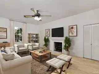 Architect's Personal Cottage in Historic Phipps Plaza