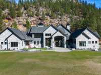 MODERN MASTERPIECE ON 20 ACRES