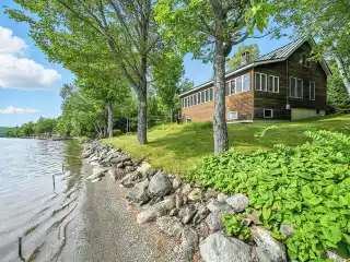 Multi-Generational Family Cottage on Rangeley Lake