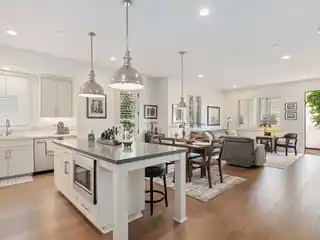 Single-level Luxury Condo at Estancia