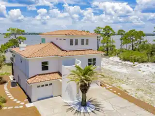 Waterfront Home in the Heart of Perdido Key