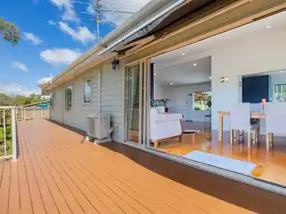 Coastal Family Haven with Fabulous Landscaped Gardens