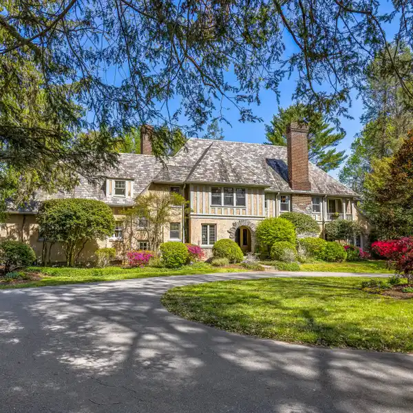 CLASSIC CRAFTSMANSHIP ON SERENE 1.5 ACRES