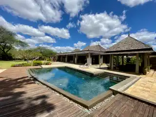 Magnificent Property on a Well-Established Golf Estate