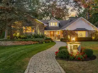 Charming Family Home Steps from Scenic Park