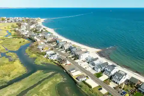 Renovated Coastal Retreat