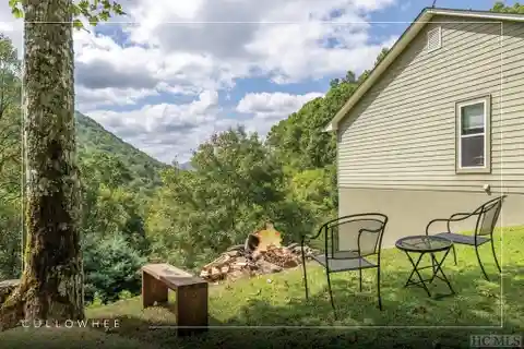 Unique Property Along the Picturesque Cane Creek Road