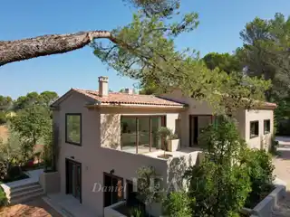 Renovated Home in a Leafy Setting