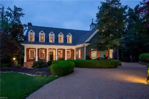 Extraordinary Custom-Built Lakefront Residence