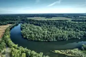 EXCEPTIONAL 40-ACRE OPPORTUNITY