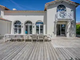 Exceptional Villa in the Golden Triangle