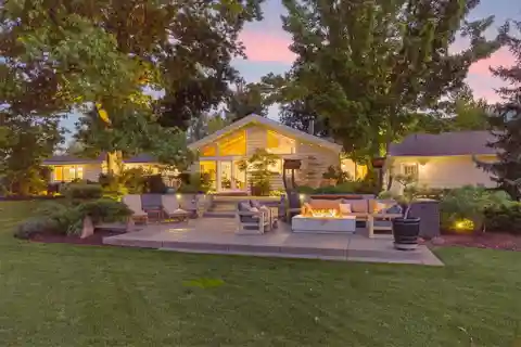 The Pinnacle of Country Living on Seven Acres