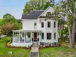 Fully Renovated and Restored 1905 Victorian
