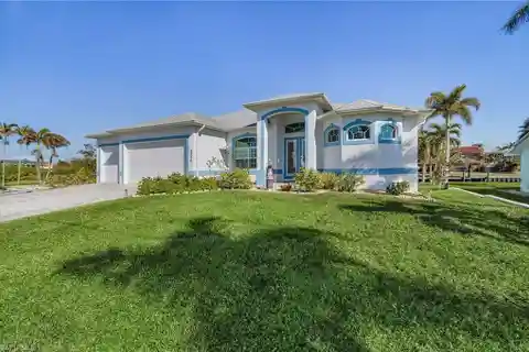 Waterfront Oasis on Pine Island