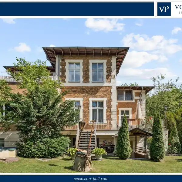 IMPRESSIVE HOME IN LICHTERFELDE