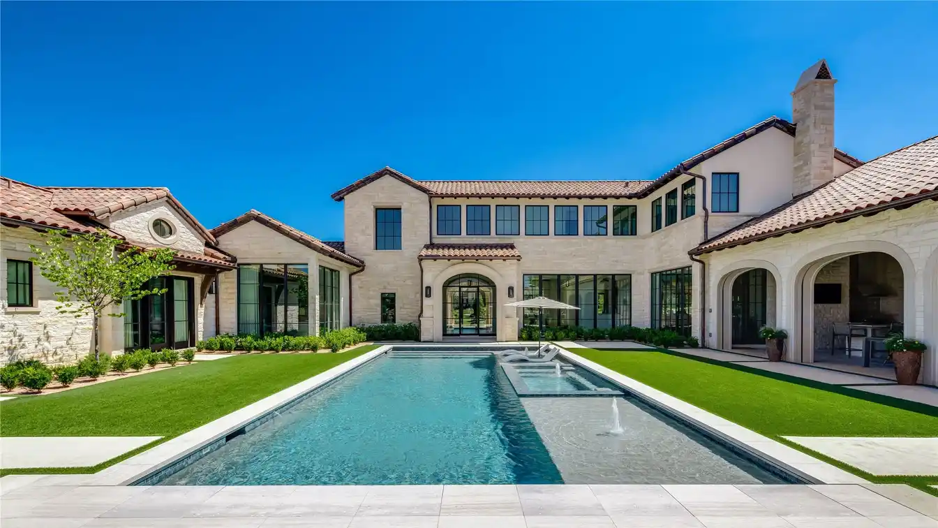Tuscan Transitional Style Luxury Home in Quail Hollow