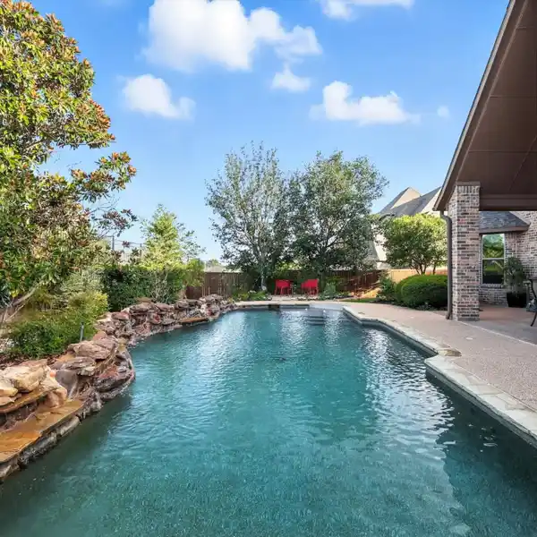 ELEGANT ONE-OWNER HOME WITH DREAM BACKYARD