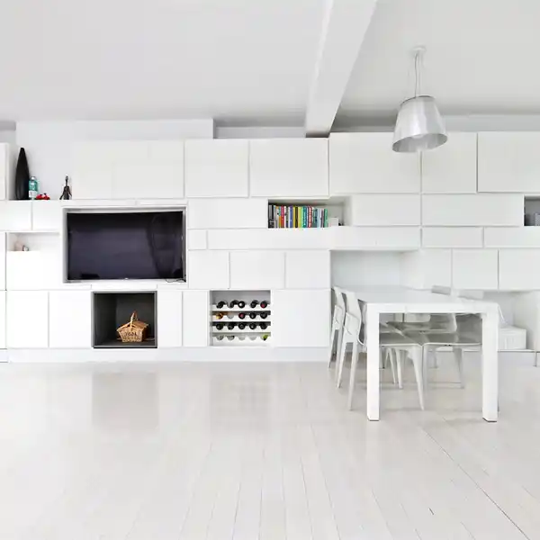 STYLISH RESIDENCE IN THE HEART OF CHELSEA