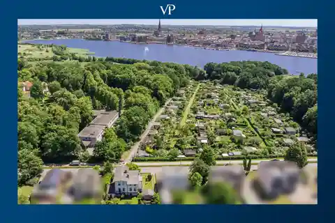 Classic Old Villa on an Enchanting Park-Like Property