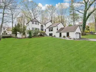 Impeccably Maintained Contemporary-colonial