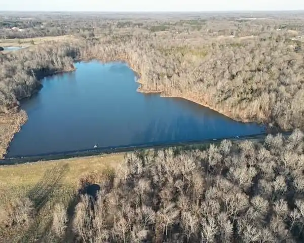 261-ACRE ESTATE LOT