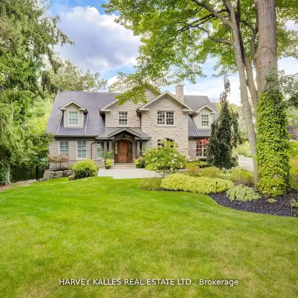 MAGNIFICENT CUSTOM-BUILT ESTATE IN COVETED LORNE PARK