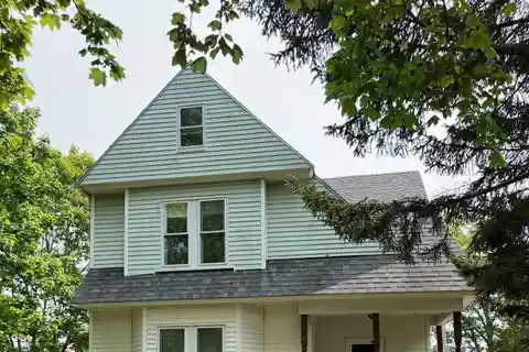 Charming and Spacious Home at York Beach