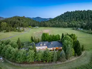 Applegate Valley Estate