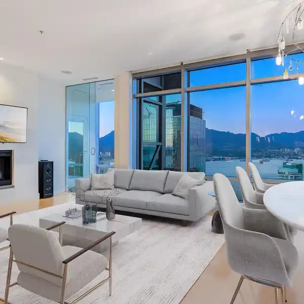 WORLD-CLASS LIVING AT PRESTIGIOUS SHANGRI-LA